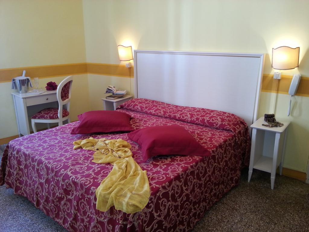 Ih Hotels Venezia Salute Palace (Adults Only) Esterno foto